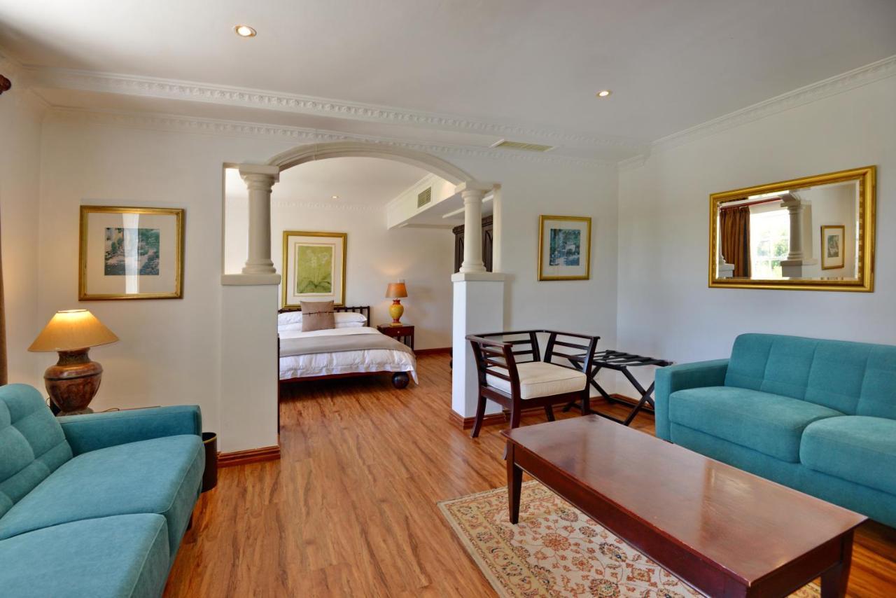 Stillness Manor Estate & Spa Constantia Luaran gambar