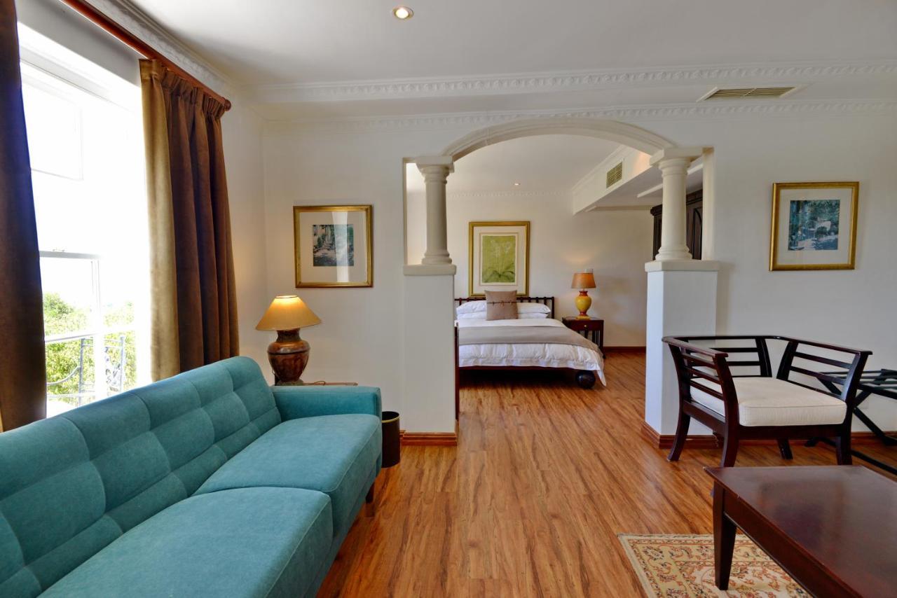 Stillness Manor Estate & Spa Constantia Luaran gambar