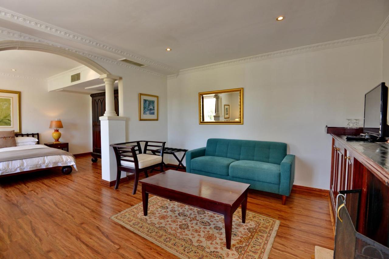 Stillness Manor Estate & Spa Constantia Luaran gambar
